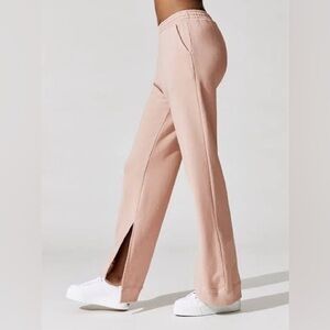 Ona Laney Split Hem Jogger Sweatpants Neutral Pink Medium NWOT $195 Retail